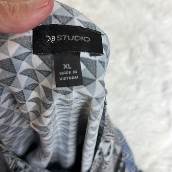 AB Studio Tank Top with Semi Sheer Poncho Overlay Sz Xl - Picture 6 of 9